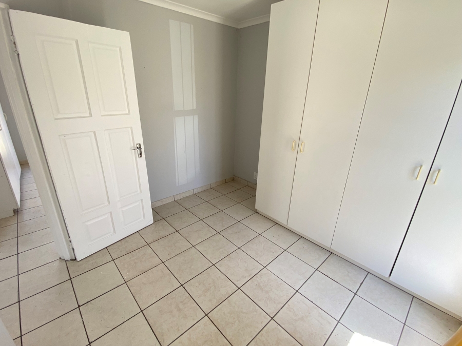2 Bedroom Property for Sale in Summer Greens Western Cape